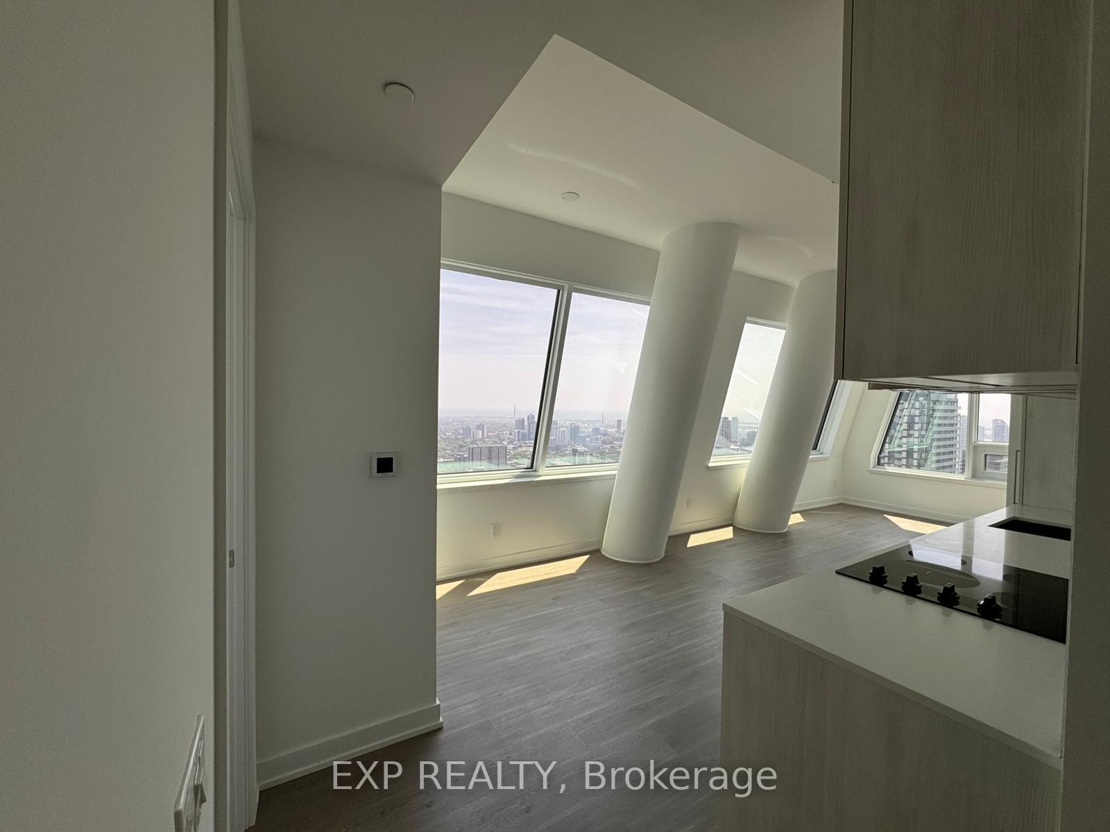 Photo 28 of Unit 5809, 8 Wellesley Street W, Toronto, Bay Street Corridor — HOMEH