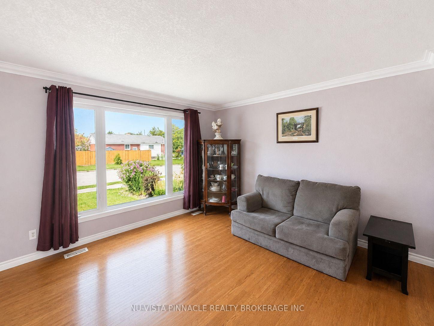 Photo 4 of 15 Gregory Place, St. Thomas — HOMEH