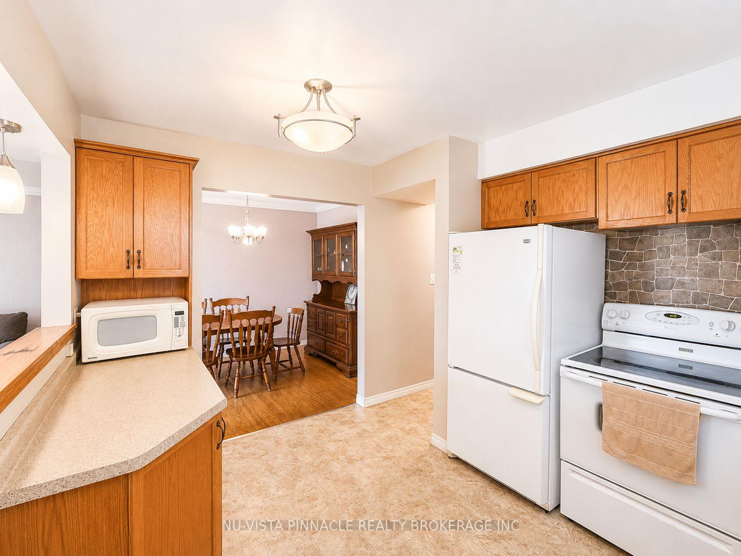 Photo 9 of 15 Gregory Place, St. Thomas — HOMEH