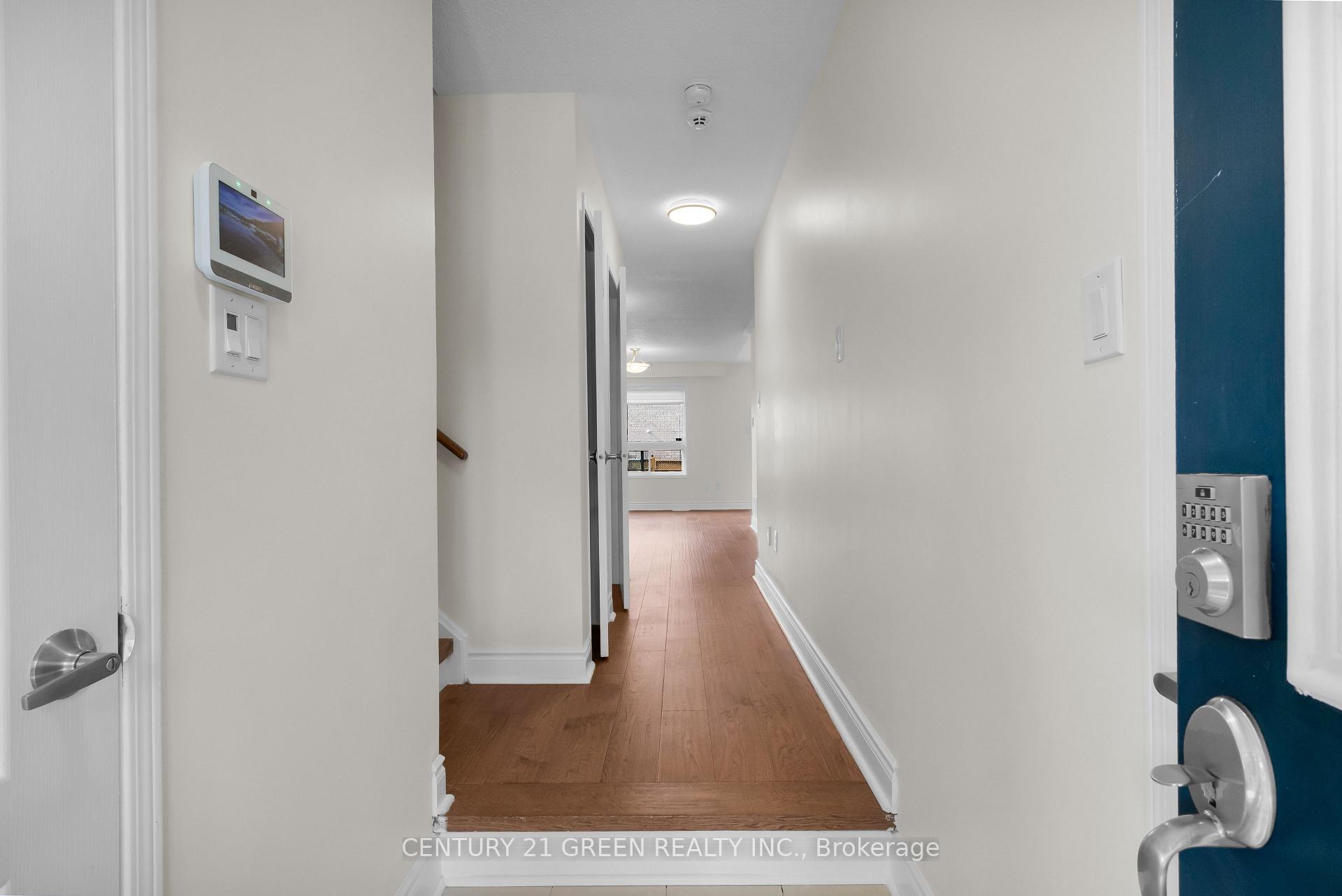 Photo 5 of 3081 Hawktail Crescent, Mississauga, Churchill Meadows — HOMEH