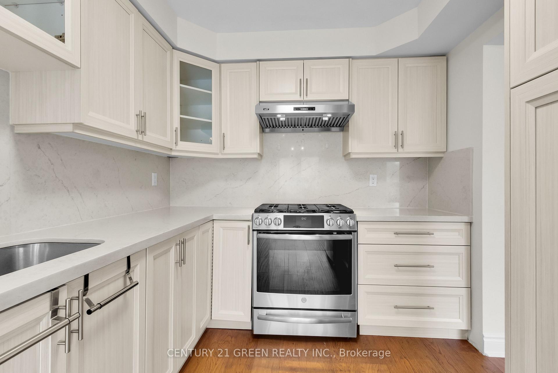 Photo 14 of 3081 Hawktail Crescent, Mississauga, Churchill Meadows — HOMEH