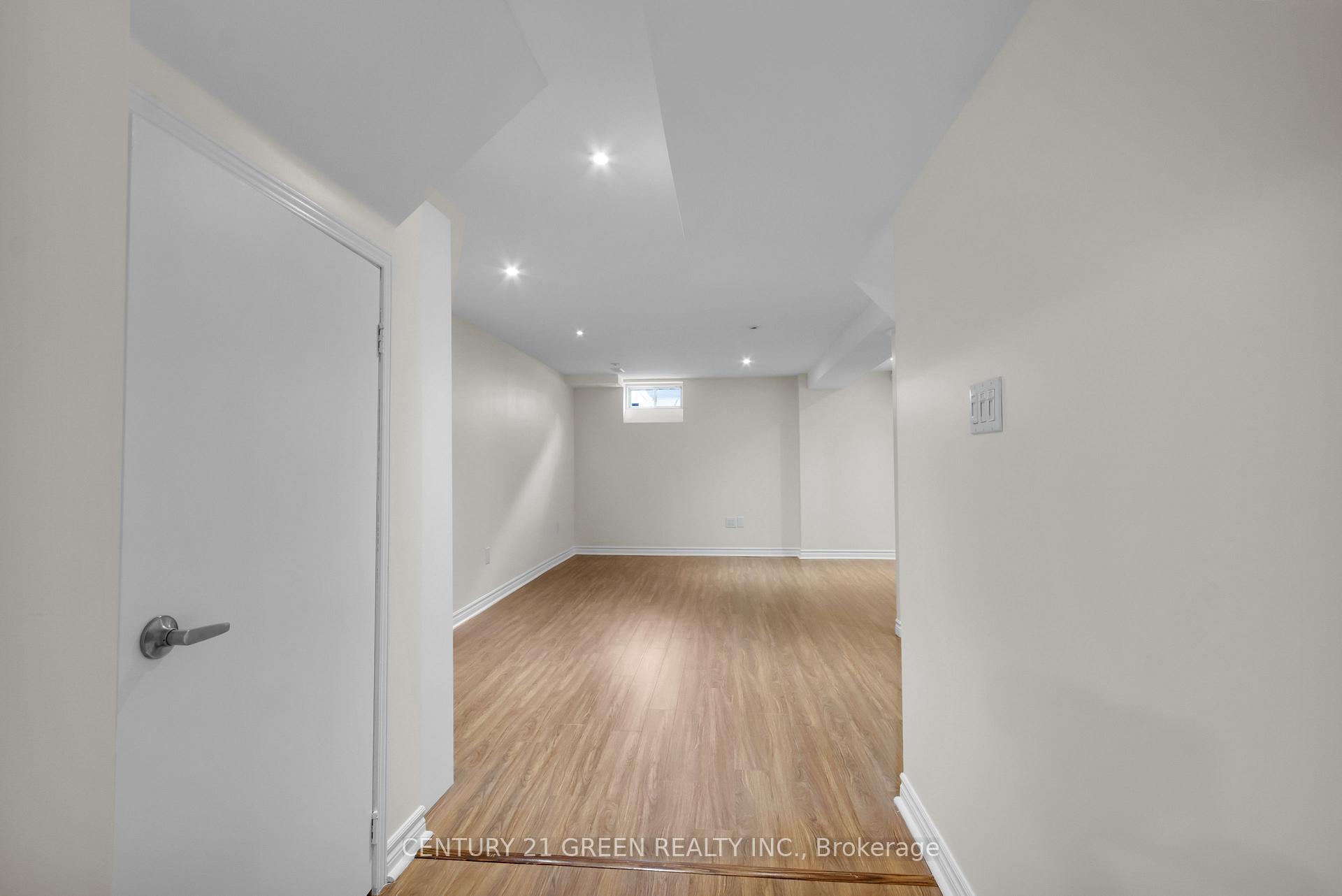 Photo 36 of 3081 Hawktail Crescent, Mississauga, Churchill Meadows — HOMEH