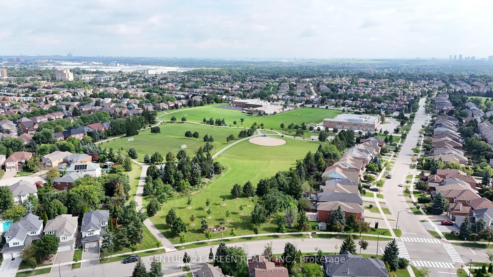 Photo 46 of 3081 Hawktail Crescent, Mississauga, Churchill Meadows — HOMEH