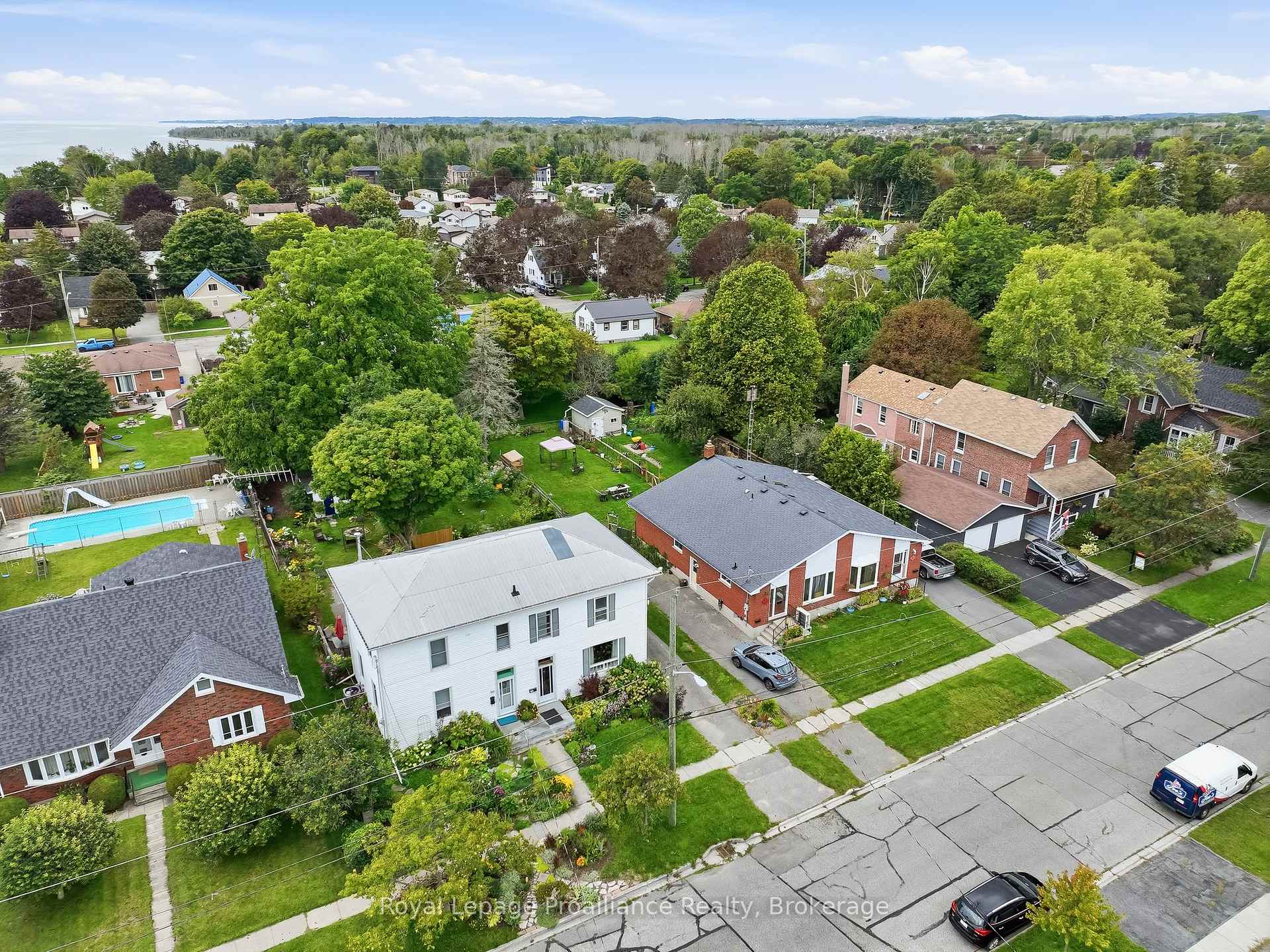 Photo 8 of 177 Stuart Street, Cobourg — HOMEH