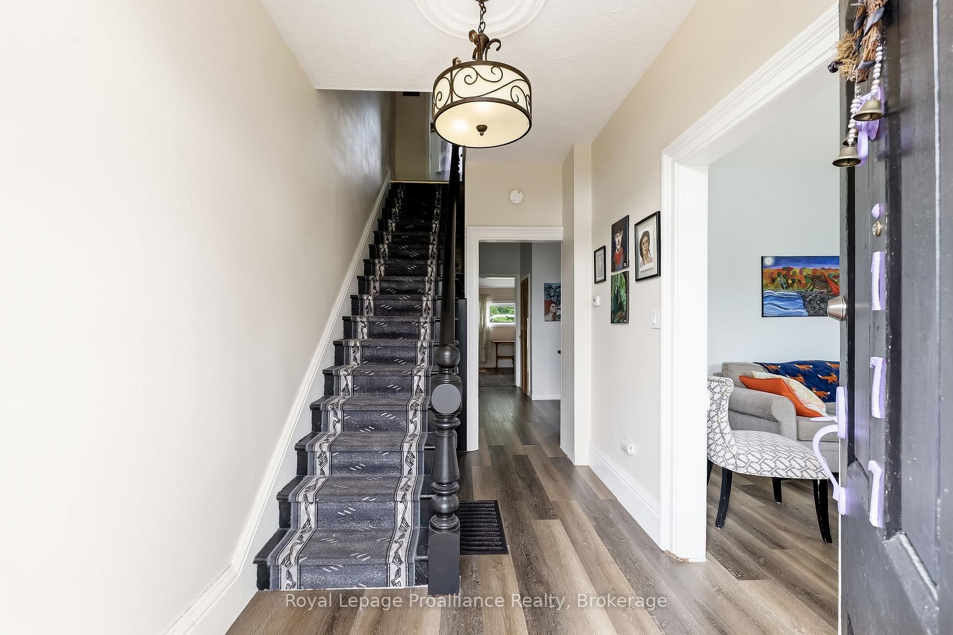 Photo 3 of 177 Stuart Street, Cobourg — HOMEH