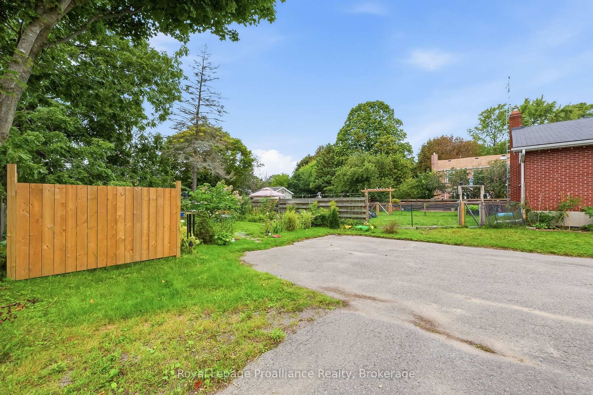 Photo 33 of 177 Stuart Street, Cobourg — HOMEH