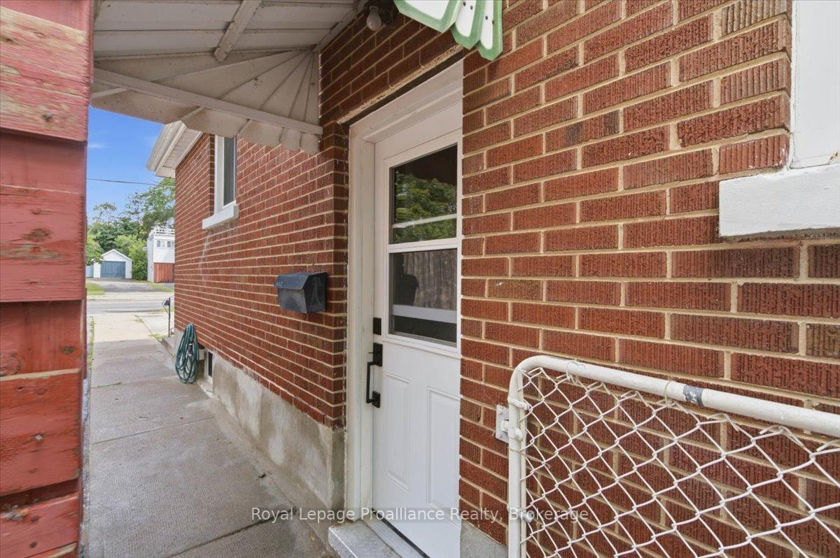 Photo 38 of 337 Bridge Street E, Belleville, Belleville Ward — HOMEH