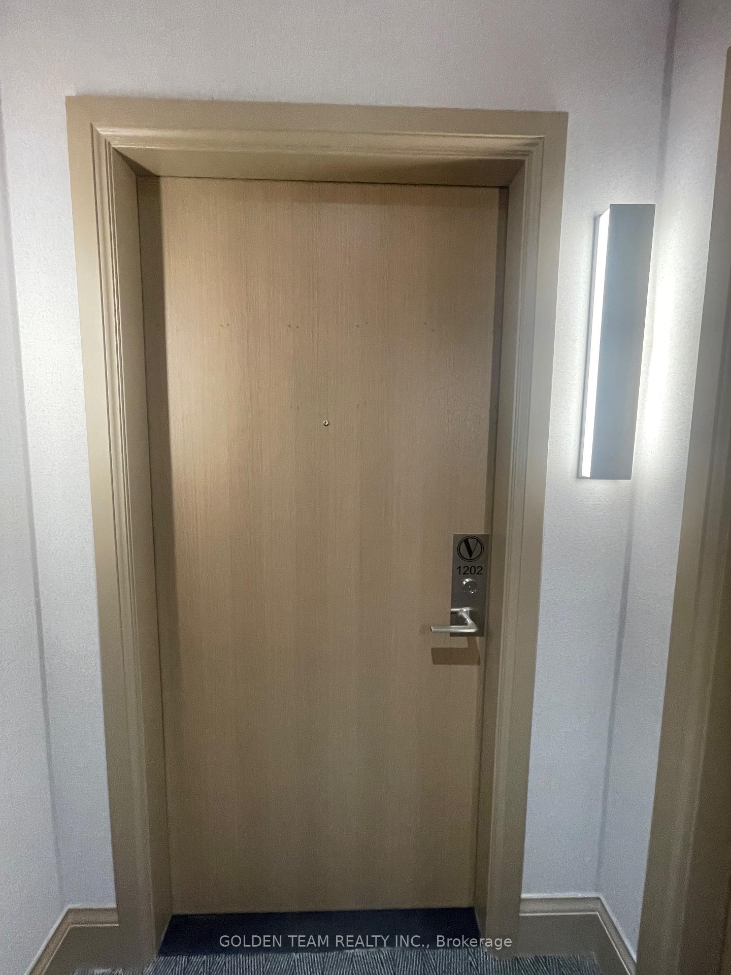 Photo 2 of Unit 1202, 5 Meadowdale Road, Vaughan, Vaughan Corporate Centre — HOMEH