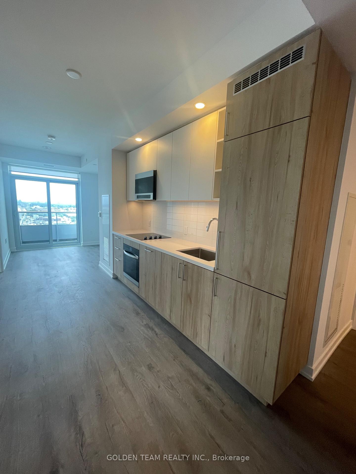 Photo 3 of Unit 1202, 5 Meadowdale Road, Vaughan, Vaughan Corporate Centre — HOMEH