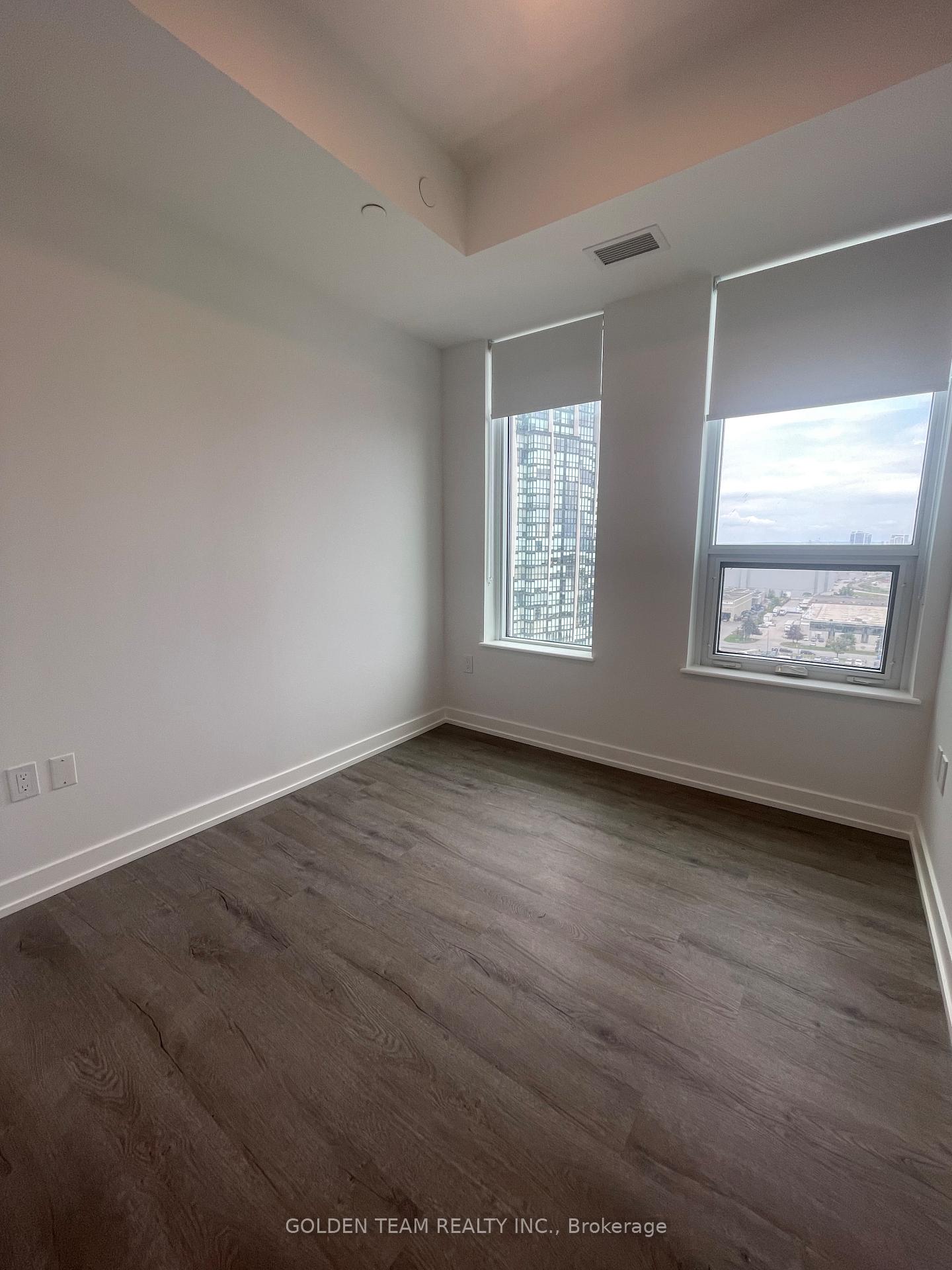 Photo 7 of Unit 1202, 5 Meadowdale Road, Vaughan, Vaughan Corporate Centre — HOMEH