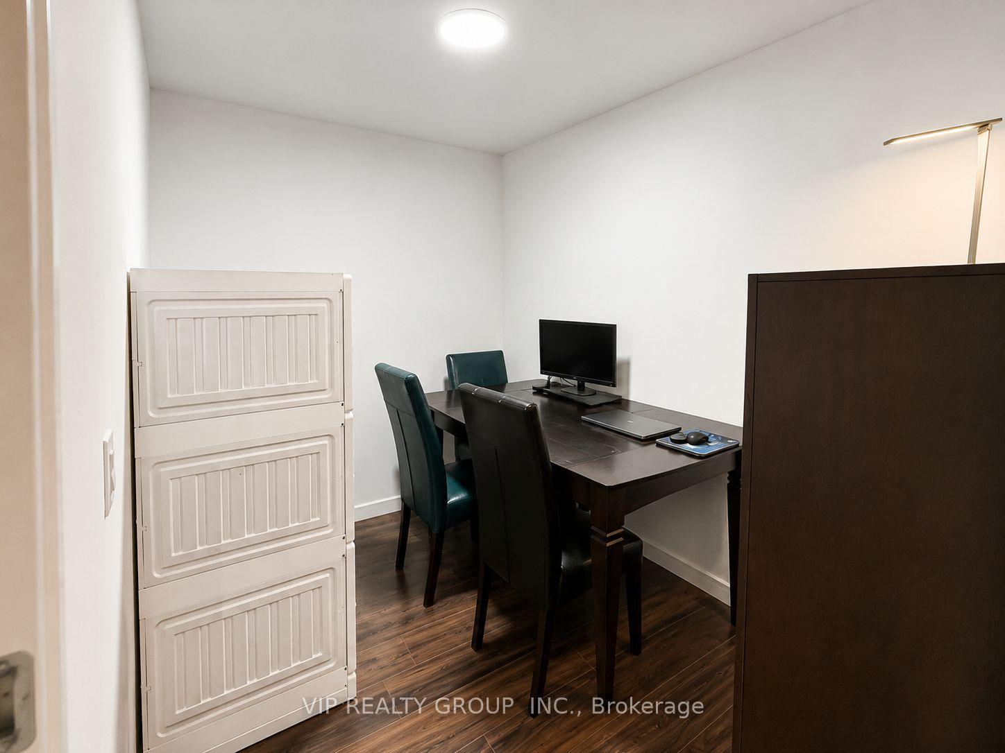 Photo 11 of Unit 816, 9 Clegg Road, Markham, Unionville — HOMEH