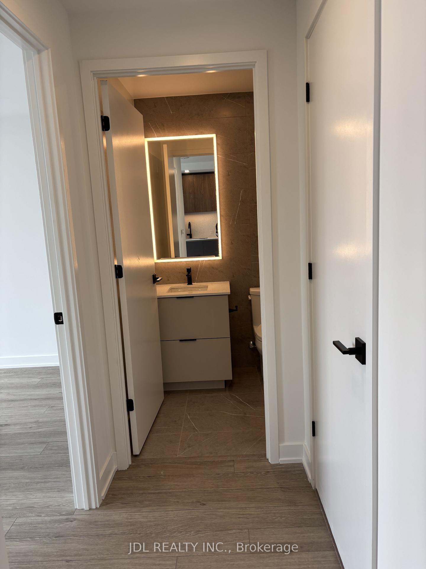 Photo 5 of Unit 5103, 609 Sherbourne Street, Toronto, North St. James Town — HOMEH