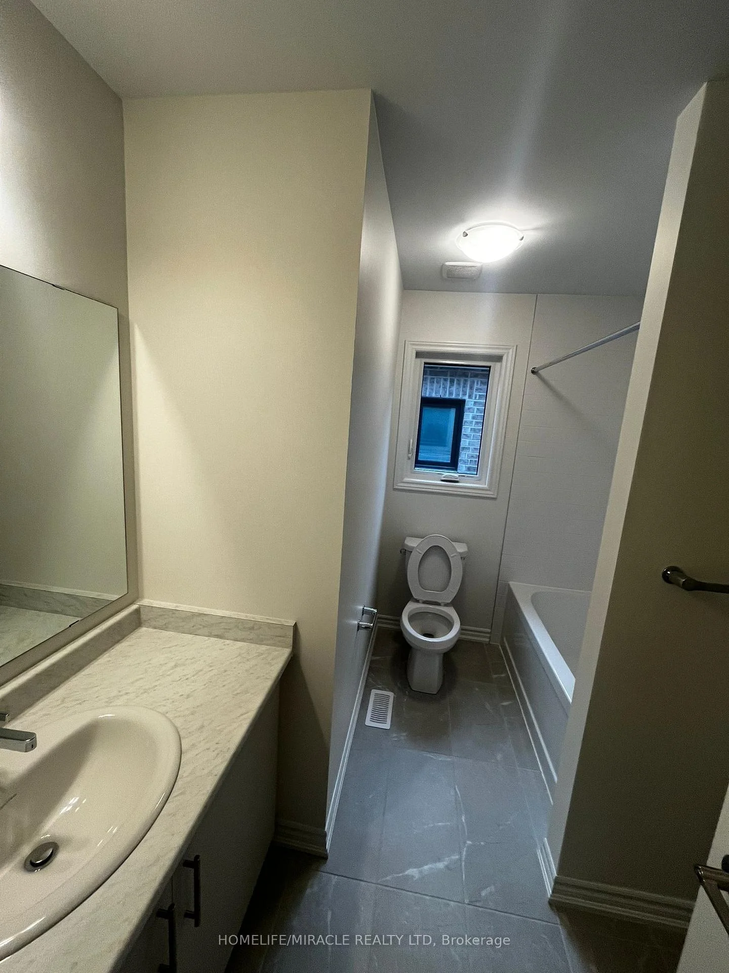 Photo 29 of Unit Bsmt, 24 Phoenix Boulevard, Barrie, Rural Barrie Southeast — HOMEH