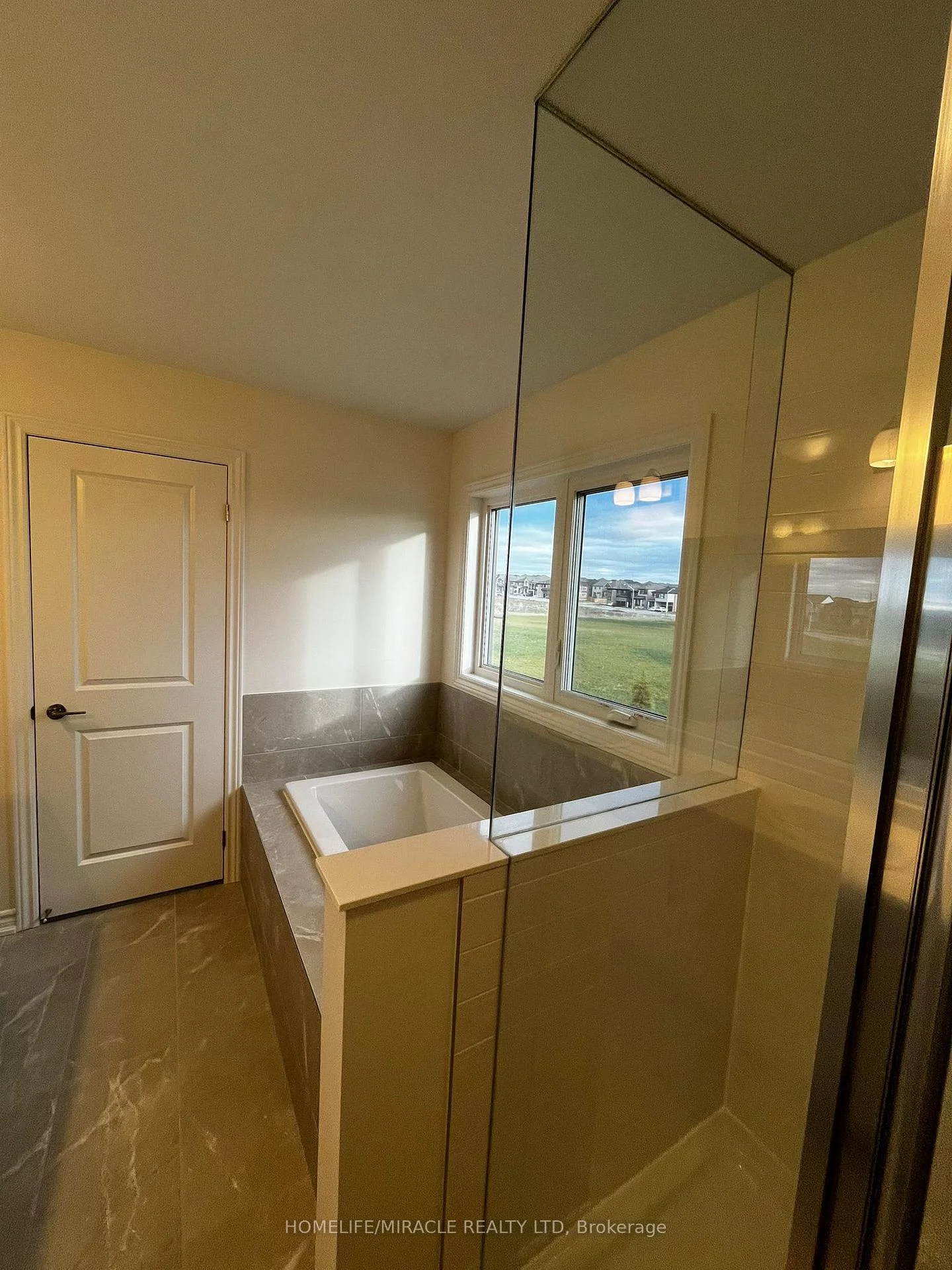 Photo 35 of Unit Bsmt, 24 Phoenix Boulevard, Barrie, Rural Barrie Southeast — HOMEH