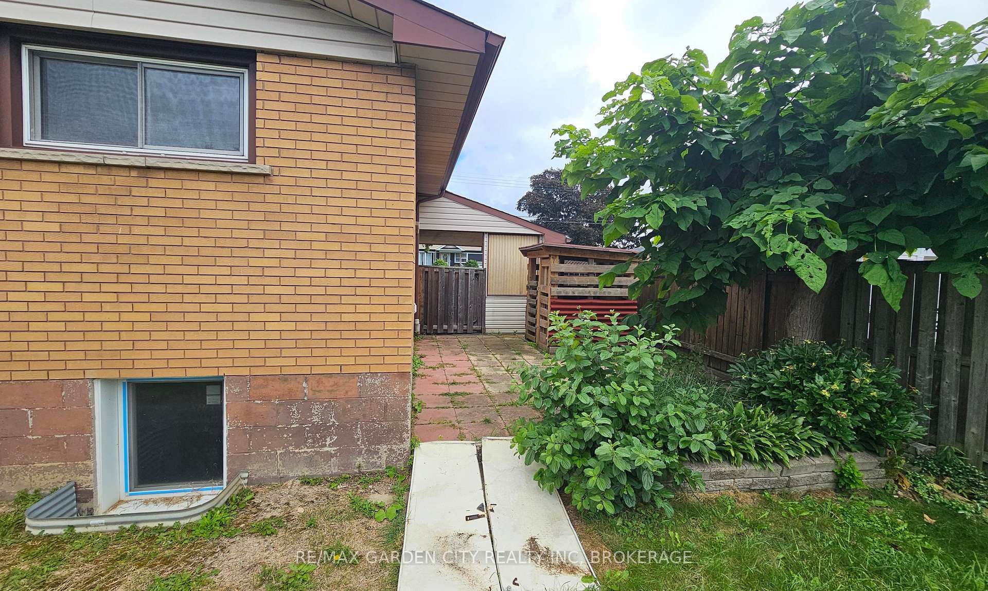 Photo 24 of 48 Manning Avenue, Hamilton, Greeningdon — HOMEH