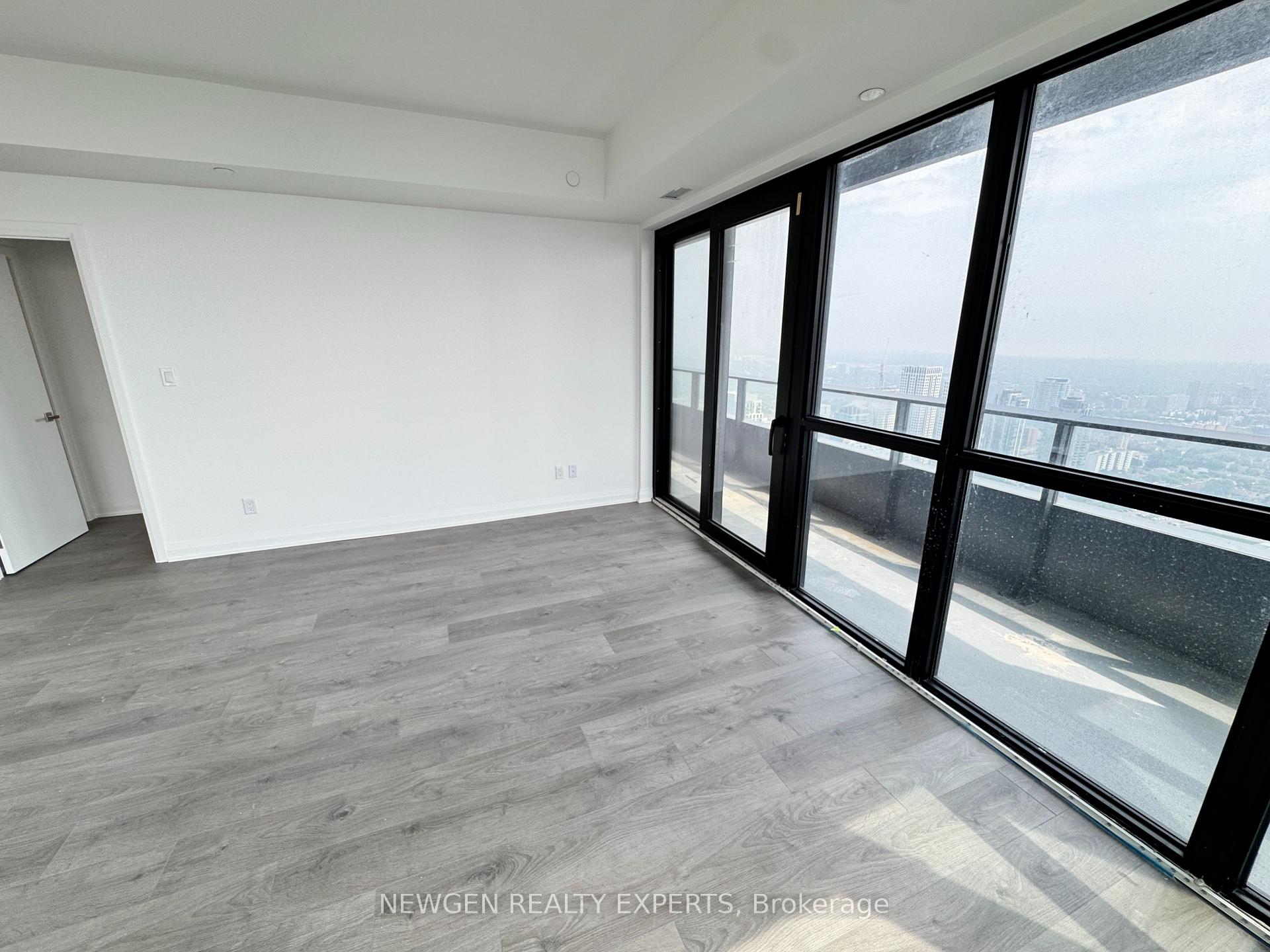 Photo 4 of Unit 5004, 4015 The Exchange, Mississauga, City Centre — HOMEH