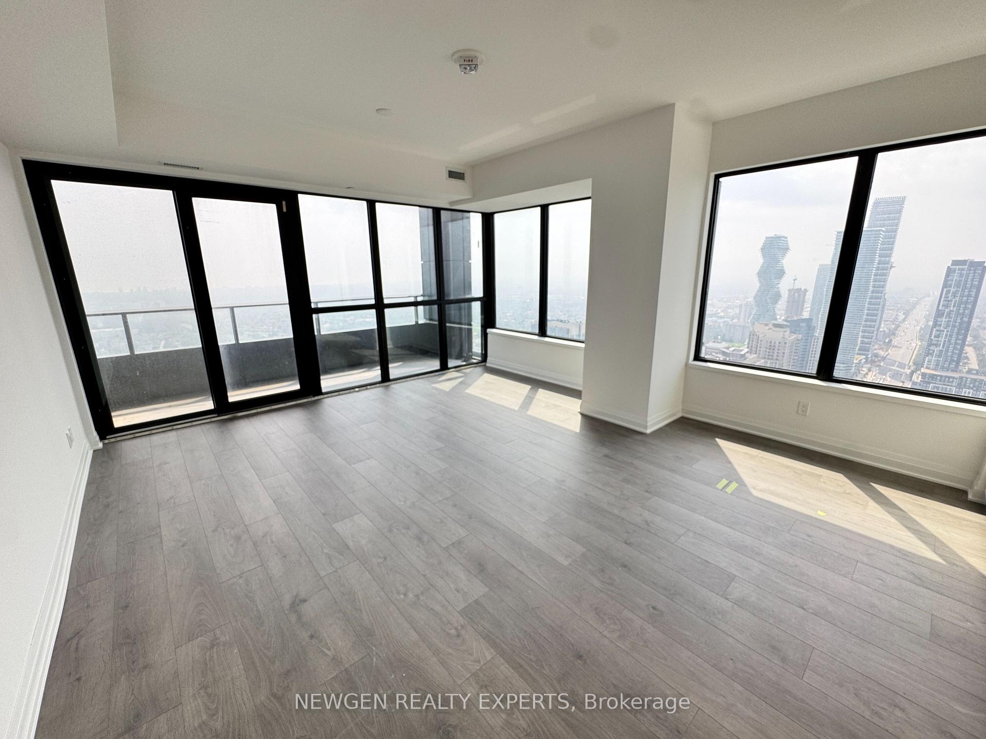 Photo 5 of Unit 5004, 4015 The Exchange, Mississauga, City Centre — HOMEH