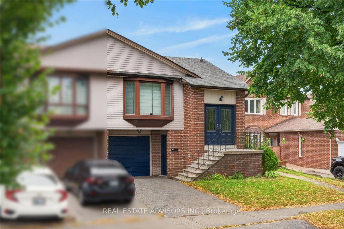 Photo 9 of 36 Mount Pleasant Drive, Brampton, Heart Lake East — HOMEH