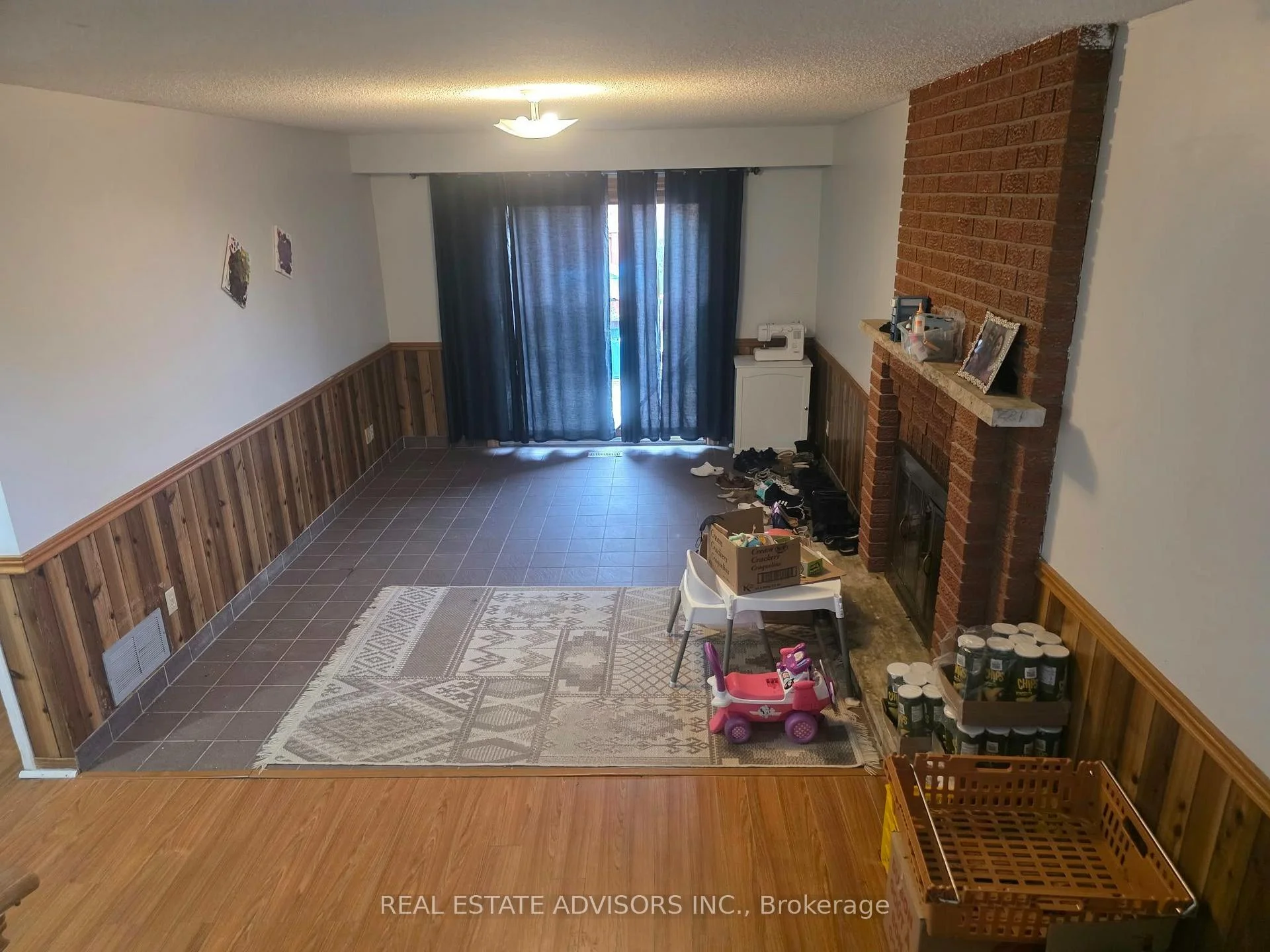 Photo 10 of 36 Mount Pleasant Drive, Brampton, Heart Lake East — HOMEH