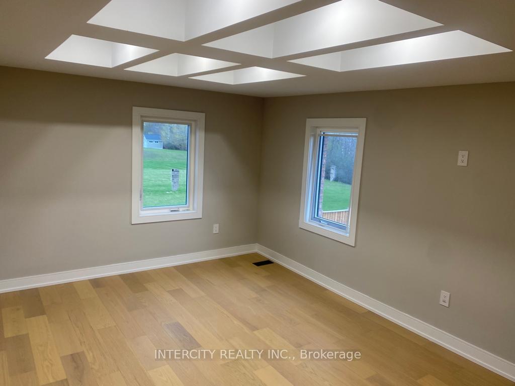Photo 2 of 30 Stanley Carberry Drive, Brampton, Toronto Gore Rural Estate — HOMEH