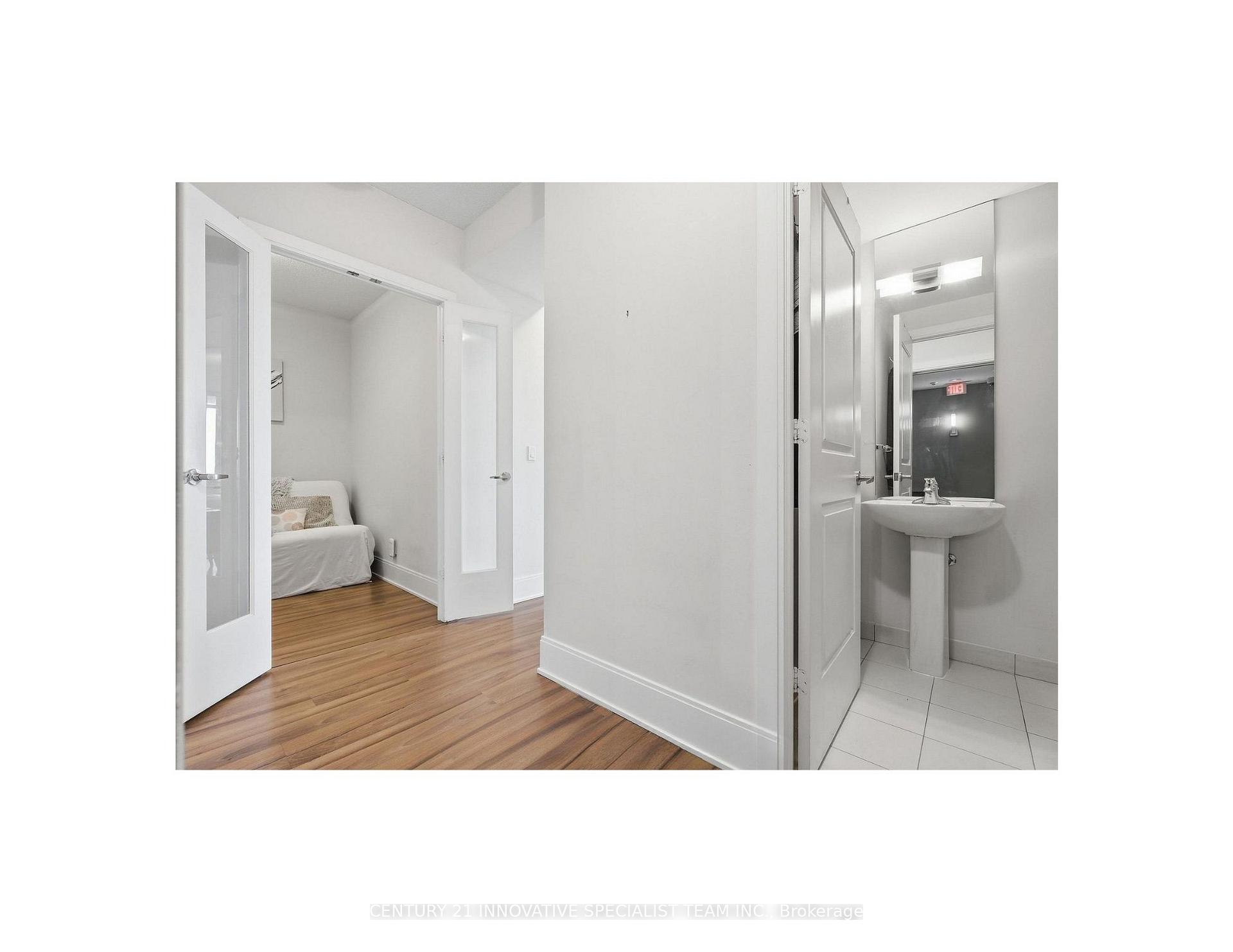 Photo 42 of Unit 905, 330 Burnhamthorpe Road W, Mississauga, City Centre — HOMEH