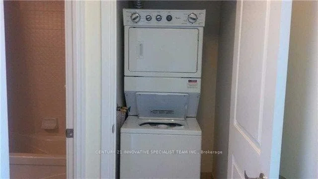 Photo 31 of Unit 905, 330 Burnhamthorpe Road W, Mississauga, City Centre — HOMEH