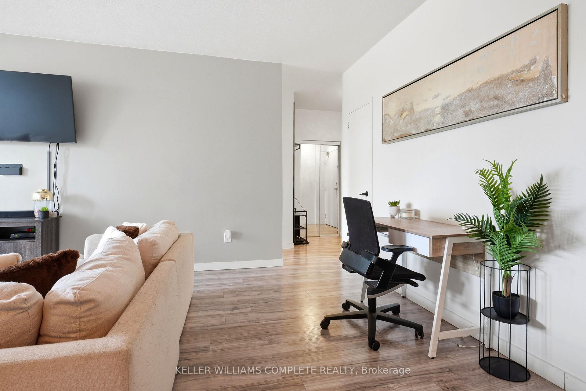 Photo 9 of Unit 17, 15 Nicklaus Drive, Hamilton, Vincent — HOMEH
