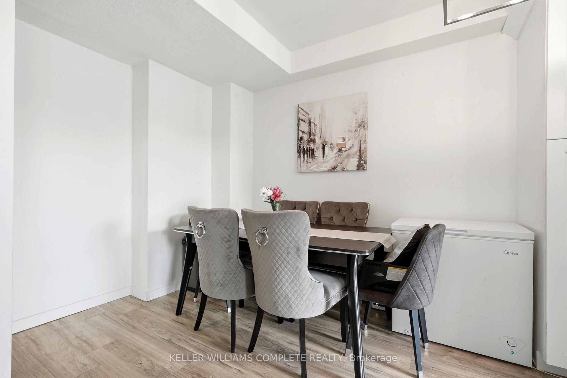 Photo 10 of Unit 17, 15 Nicklaus Drive, Hamilton, Vincent — HOMEH