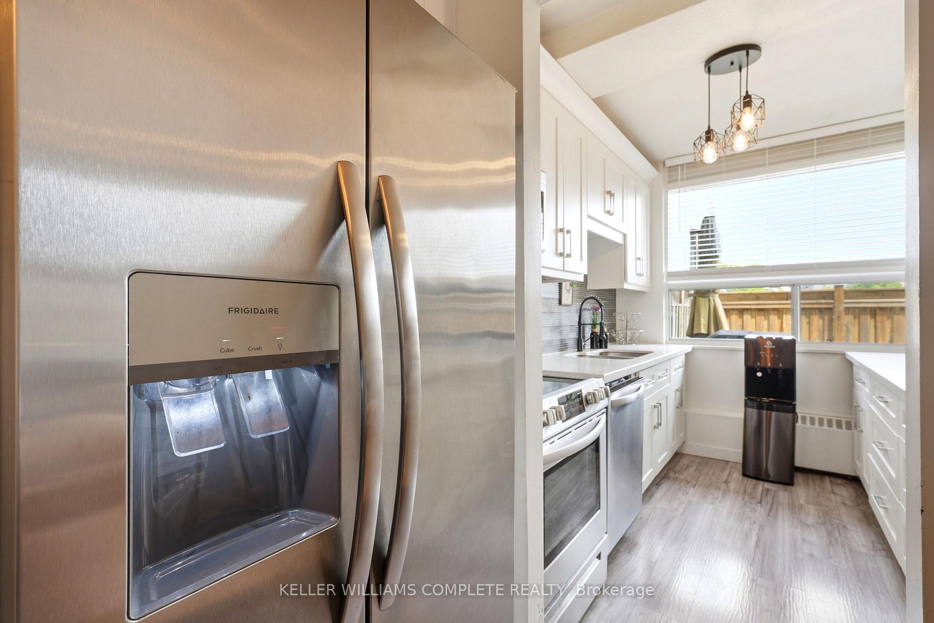 Photo 17 of Unit 17, 15 Nicklaus Drive, Hamilton, Vincent — HOMEH