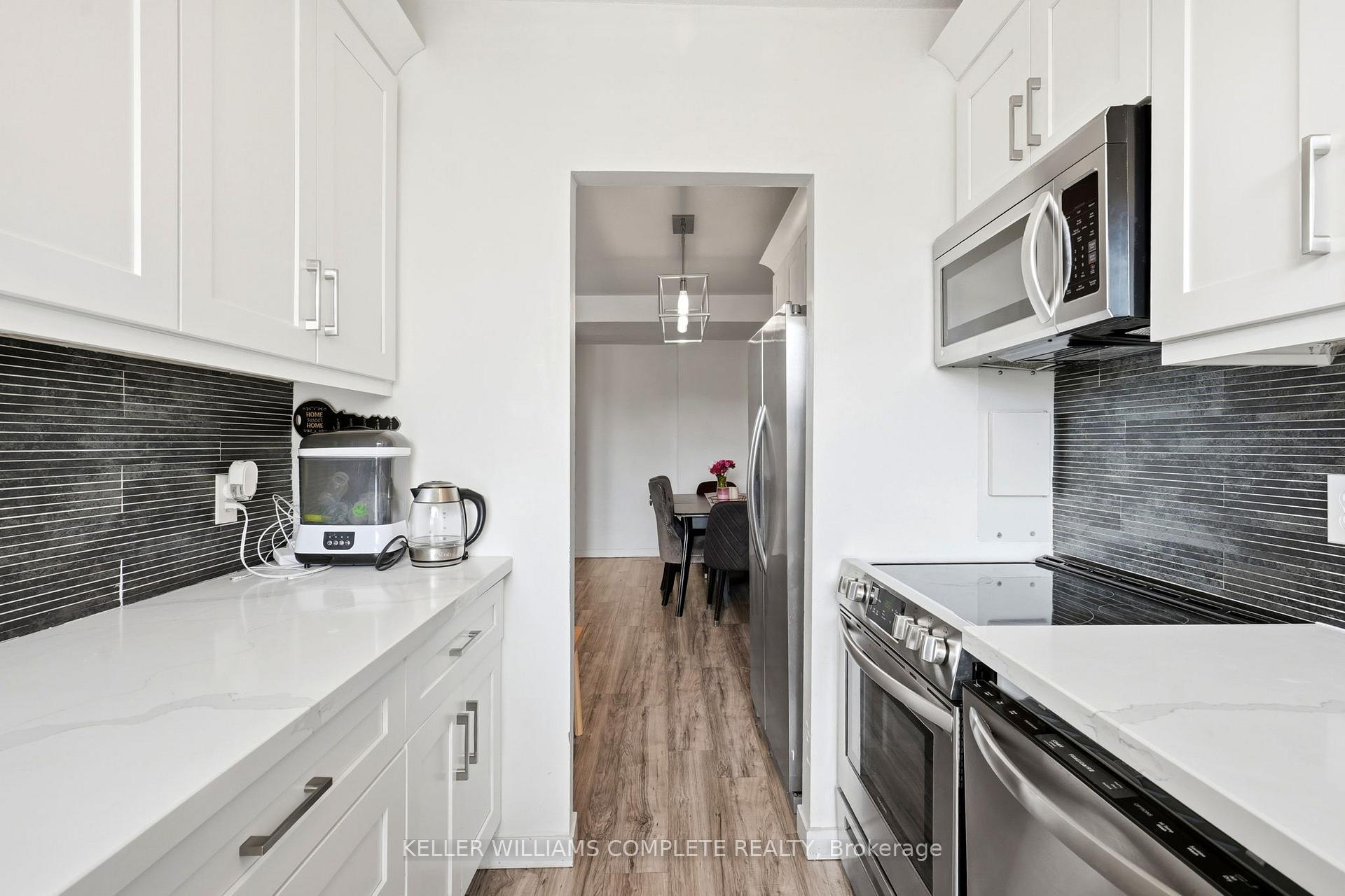 Photo 19 of Unit 17, 15 Nicklaus Drive, Hamilton, Vincent — HOMEH