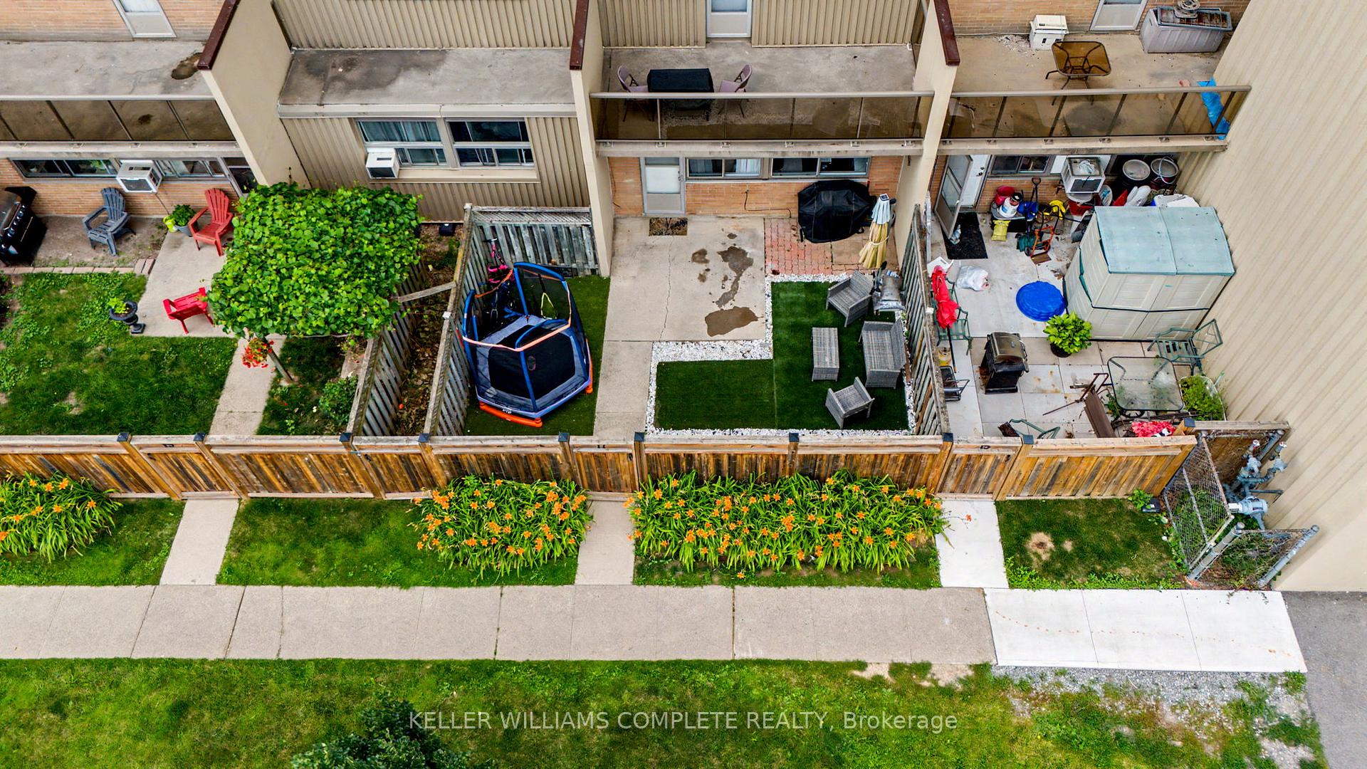 Photo 29 of Unit 17, 15 Nicklaus Drive, Hamilton, Vincent — HOMEH