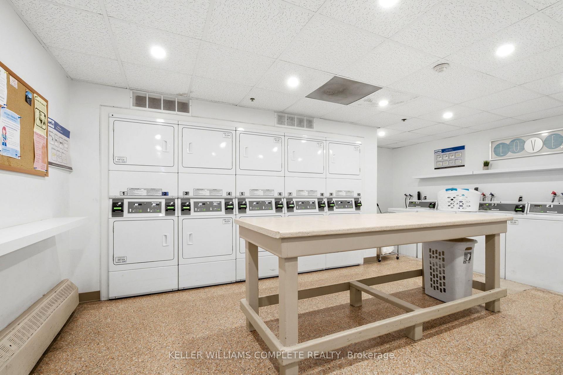 Photo 33 of Unit 17, 15 Nicklaus Drive, Hamilton, Vincent — HOMEH