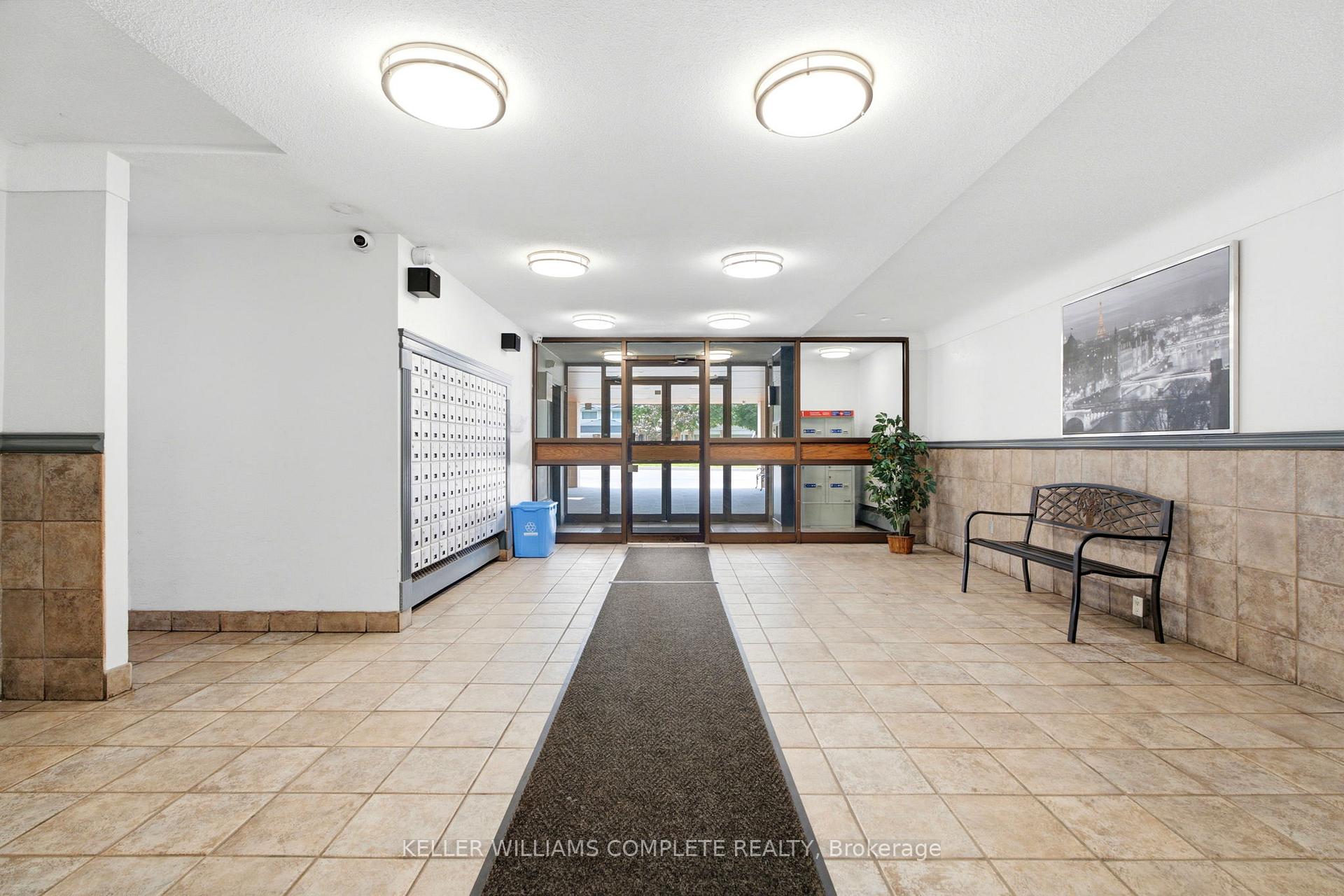Photo 34 of Unit 17, 15 Nicklaus Drive, Hamilton, Vincent — HOMEH