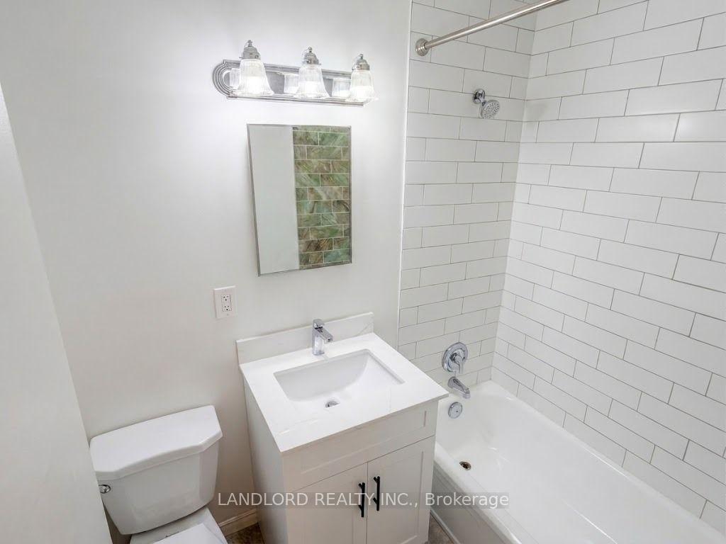 Photo 11 of Unit 204, 420 Eglinton Avenue E, Toronto, Mount Pleasant East — HOMEH