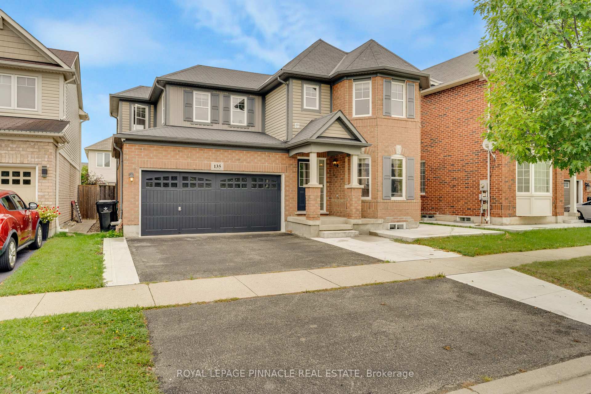 Photo 8 of 135 Baldwin Drive, Cambridge, Silver Heights — HOMEH