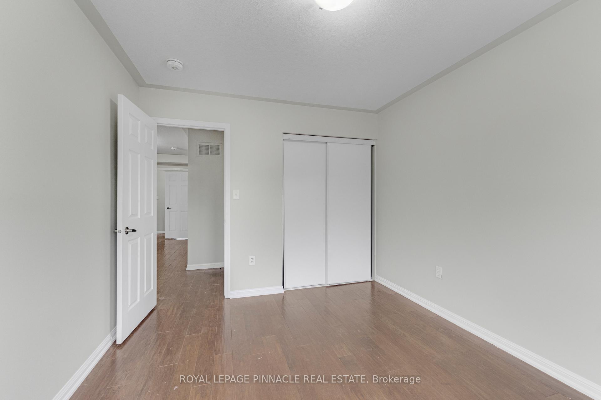 Photo 41 of 135 Baldwin Drive, Cambridge, Silver Heights — HOMEH