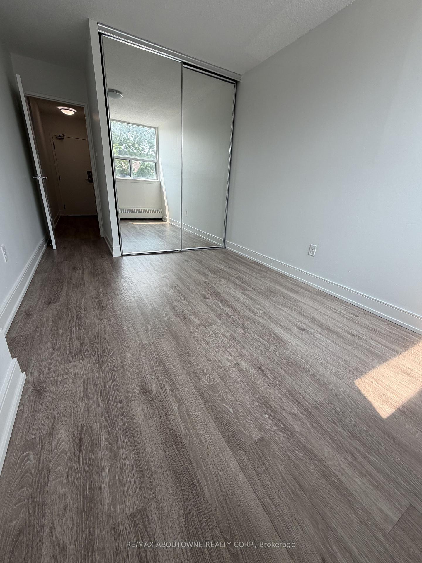 Photo 20 of Unit 202, 145 Wellington Street W, Aurora, Aurora Village — HOMEH