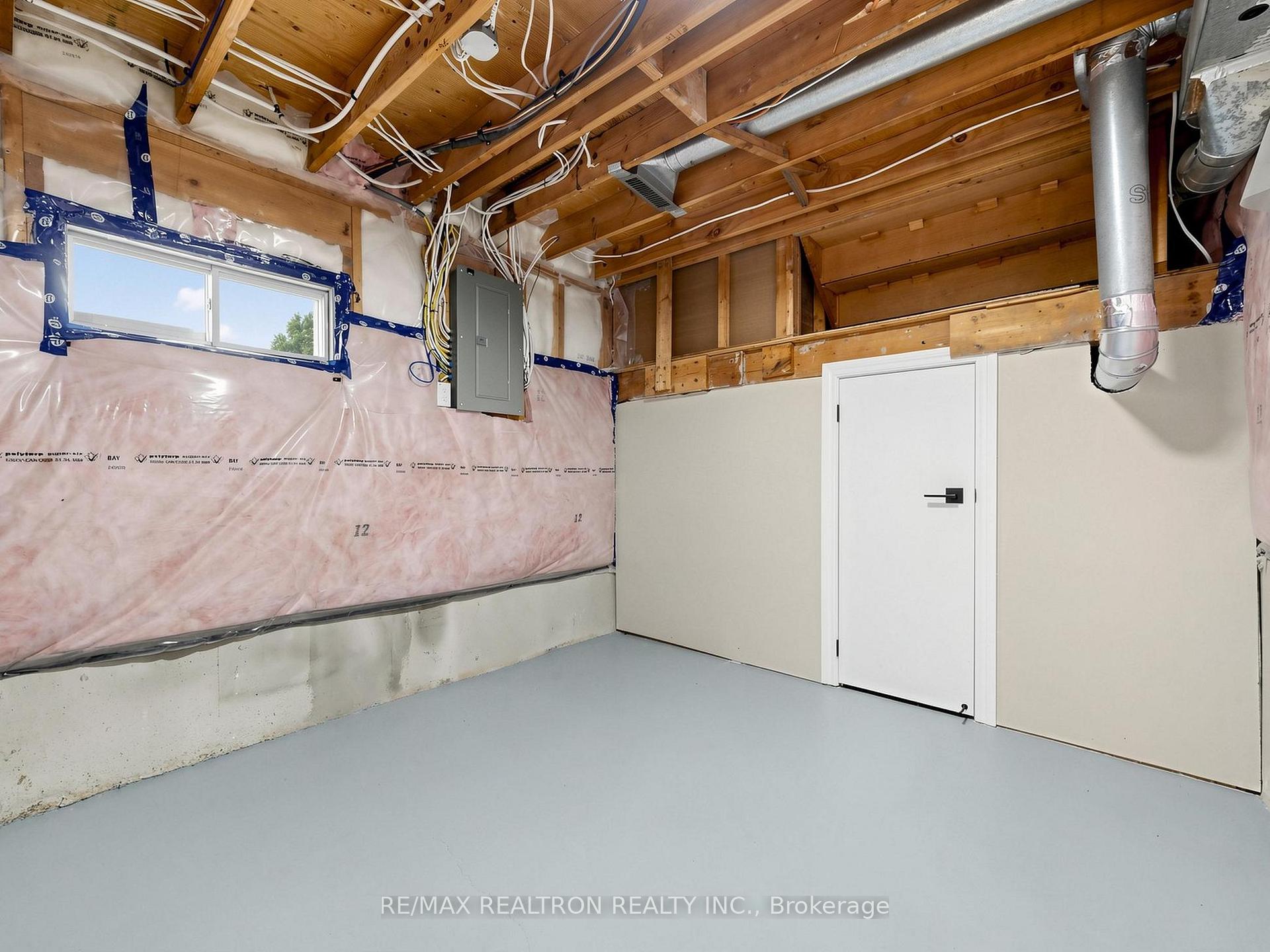 Photo 38 of 20 Harnworth Drive, North York, Hillcrest Village — HOMEH