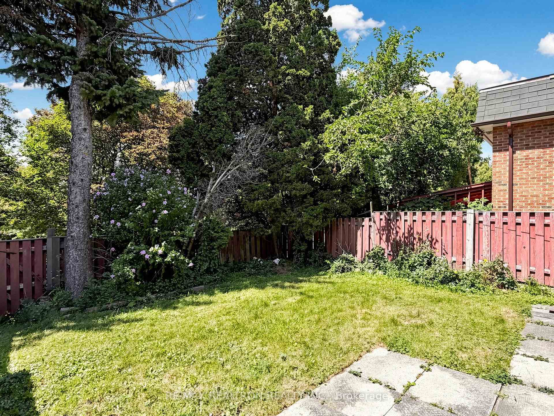Photo 44 of 20 Harnworth Drive, North York, Hillcrest Village — HOMEH