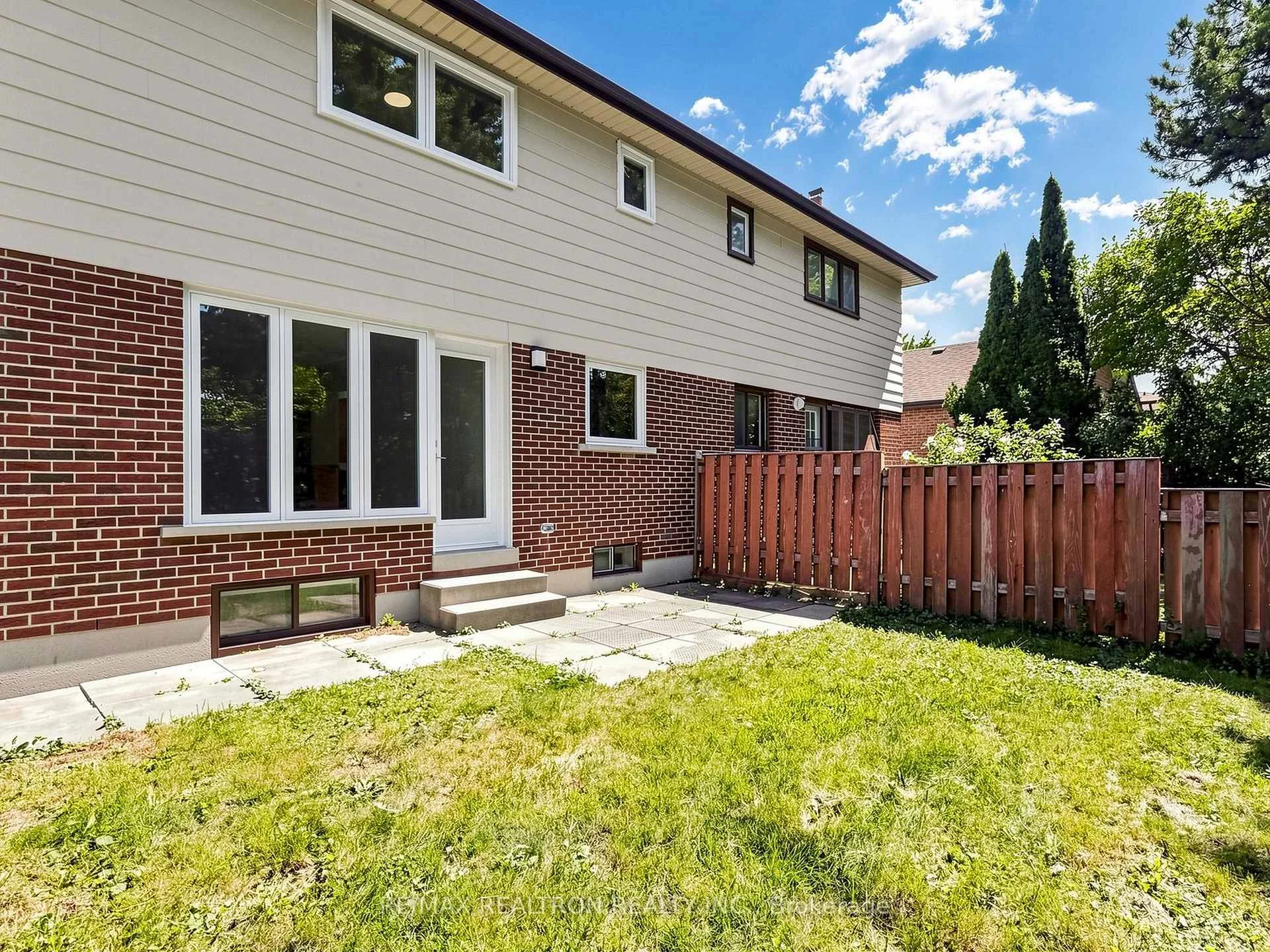 Photo 43 of 20 Harnworth Drive, North York, Hillcrest Village — HOMEH