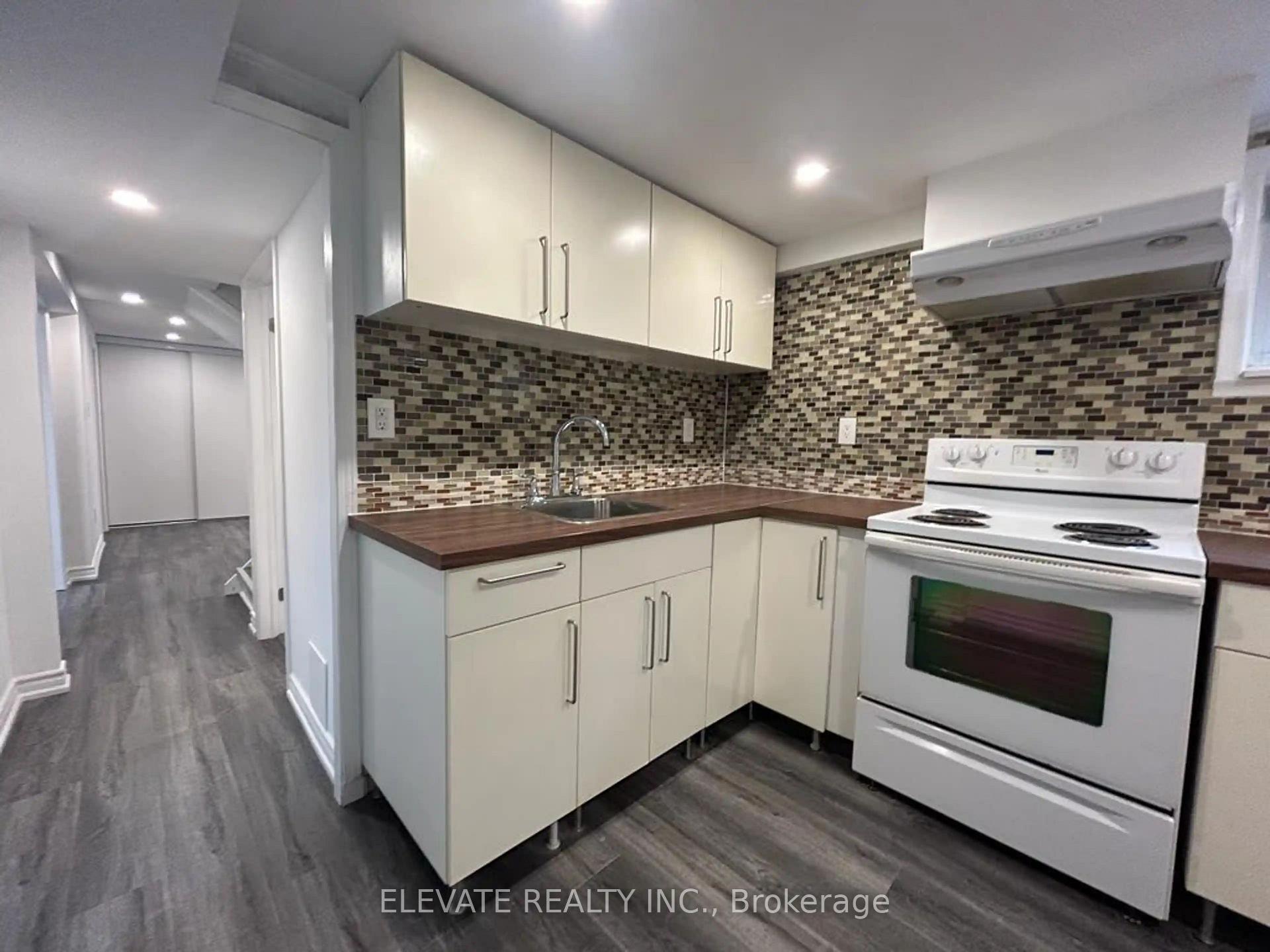 Photo 3 of Unit B, 5 Hollydene Road, Scarborough, Clairlea-Birchmount — HOMEH