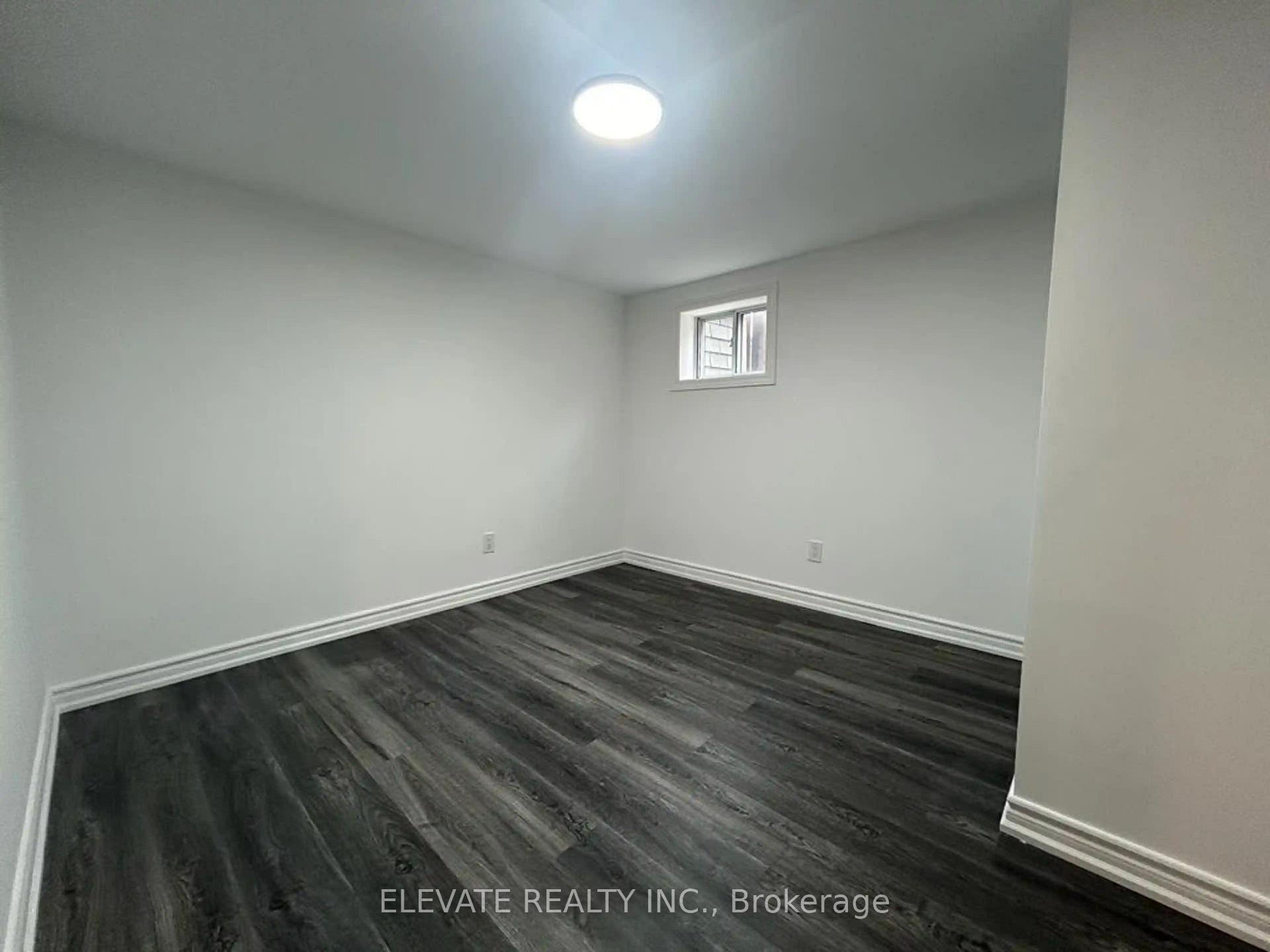 Photo 8 of Unit B, 5 Hollydene Road, Scarborough, Clairlea-Birchmount — HOMEH