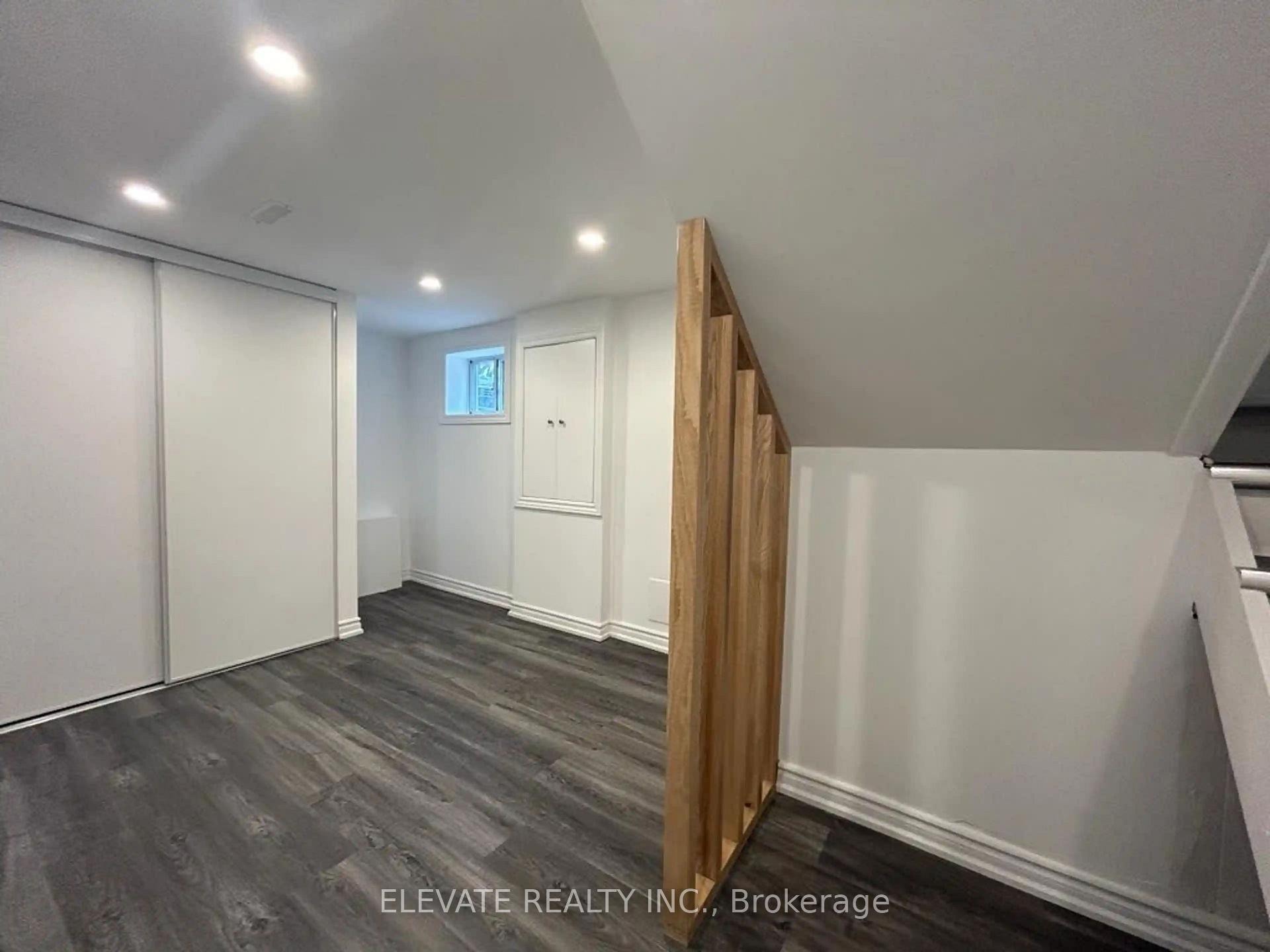 Photo 10 of Unit B, 5 Hollydene Road, Scarborough, Clairlea-Birchmount — HOMEH