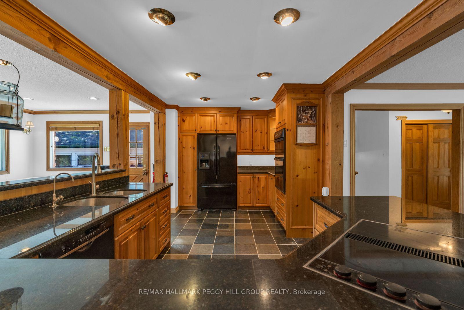 Photo 5 of 2145 18th Side Road, New Tecumseth, Rural New Tecumseth — HOMEH
