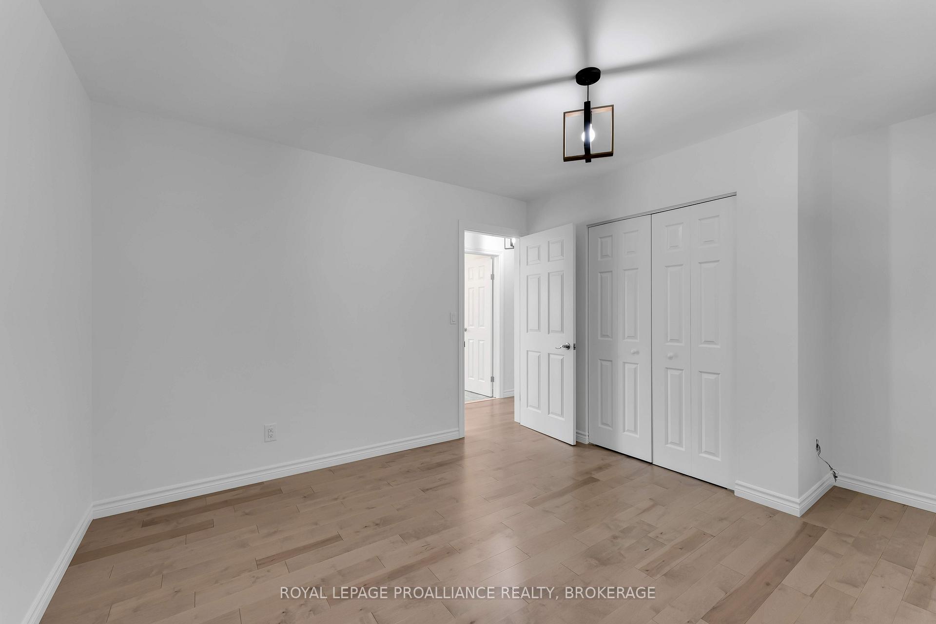 Photo 18 of 14 Baker Street, Kingston, Rideau — HOMEH