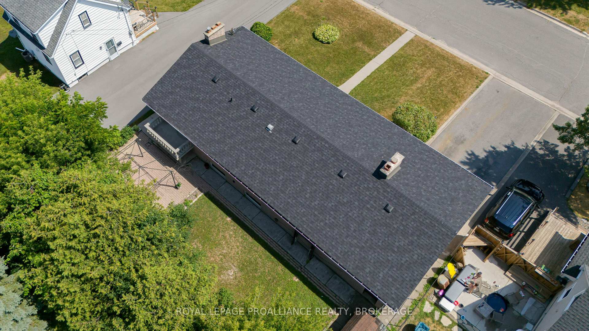 Photo 43 of 14 Baker Street, Kingston, Rideau — HOMEH