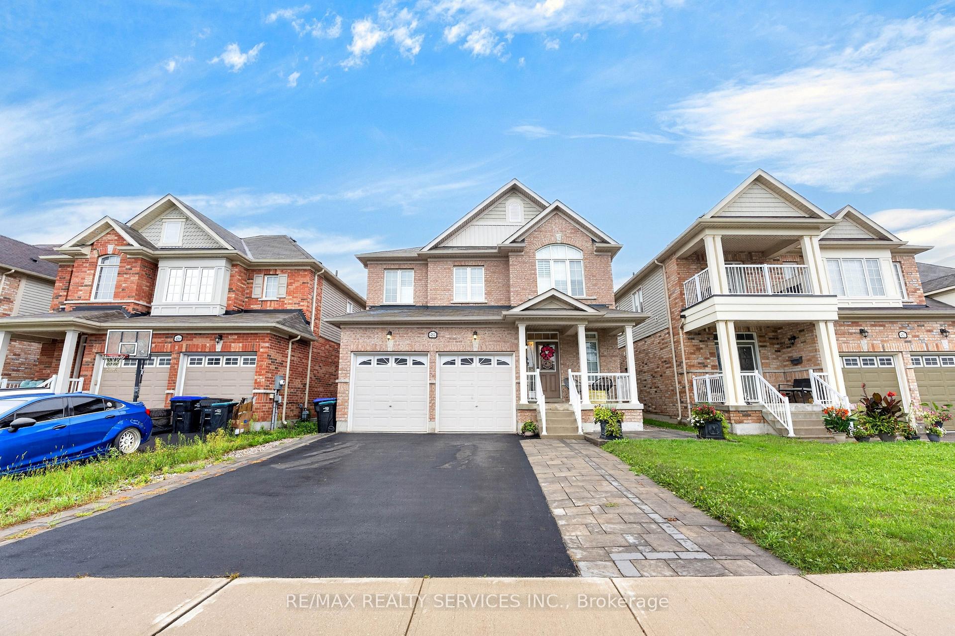 Photo 2 of 484 Greenwood Drive, Essa, Angus — HOMEH