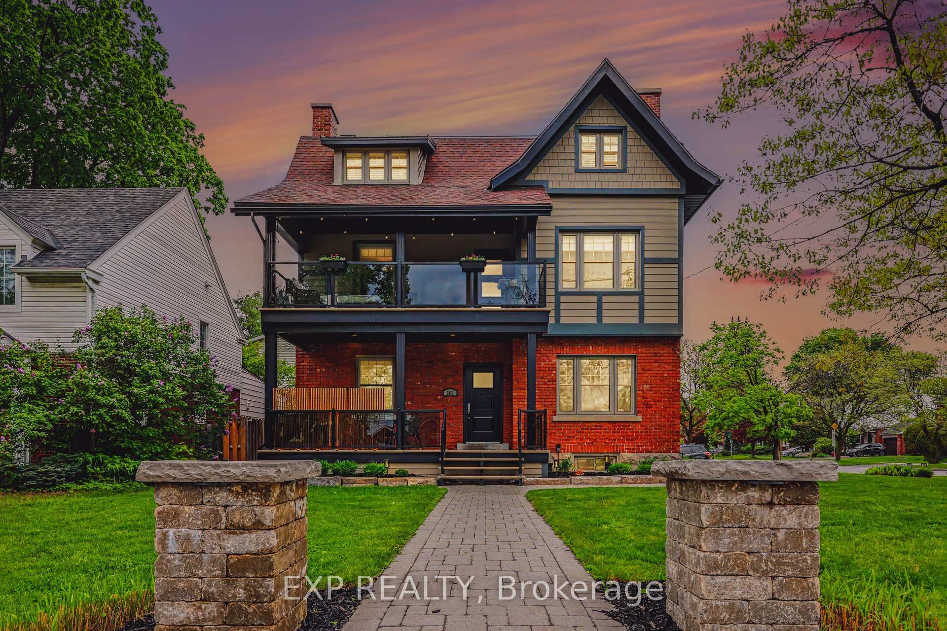 Photo of 559 Parkdale Avenue