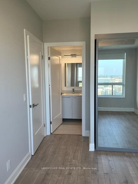 Photo 4 of Unit 3003, 8 Water Walk Drive, Markham, Unionville — HOMEH