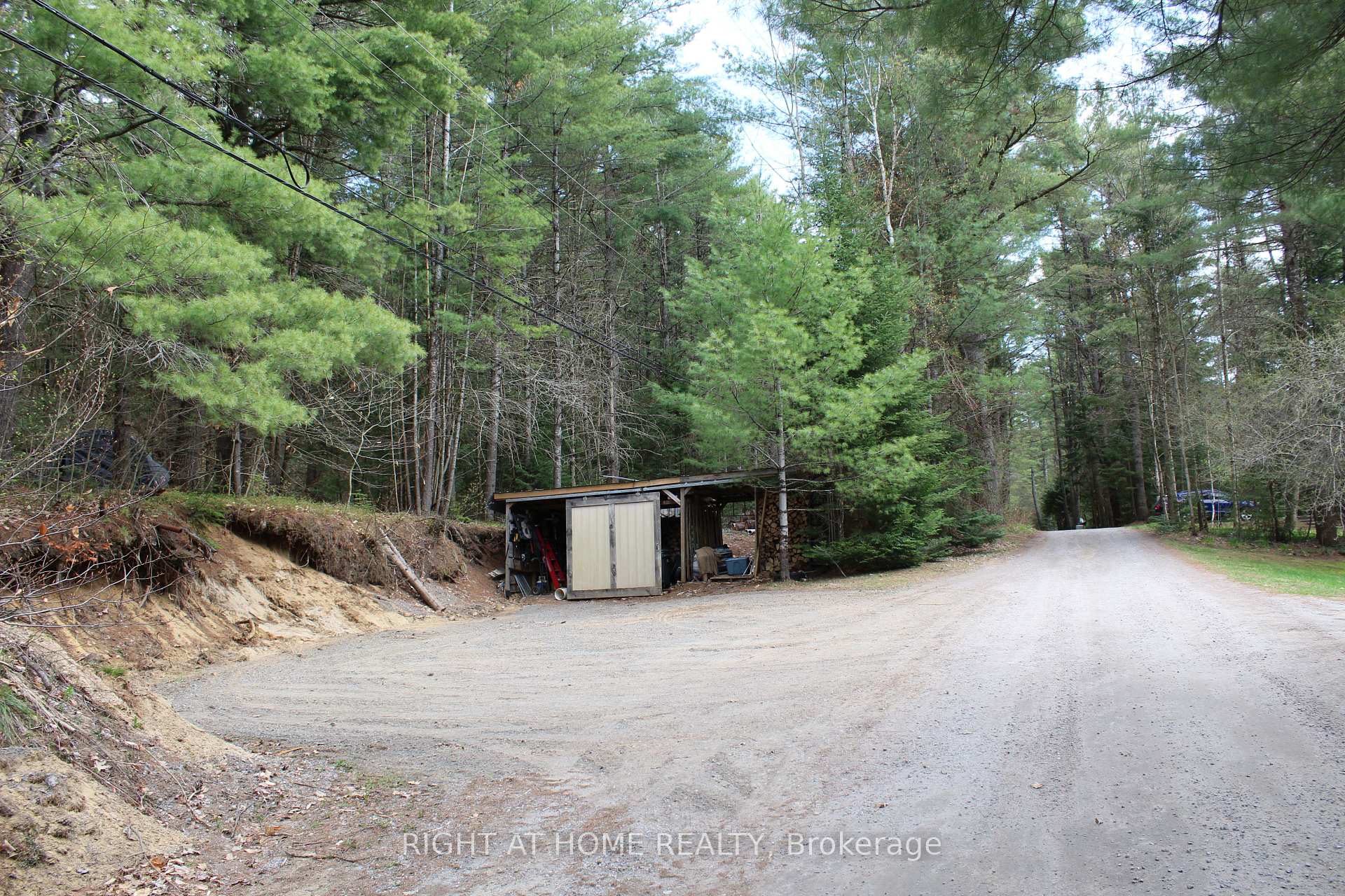 Photo 7 of 1019 Forrester Trail, Bracebridge, Macaulay — HOMEH